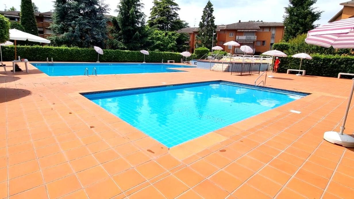 Appartamento Peschiera Peschiera del Garda Luaran gambar