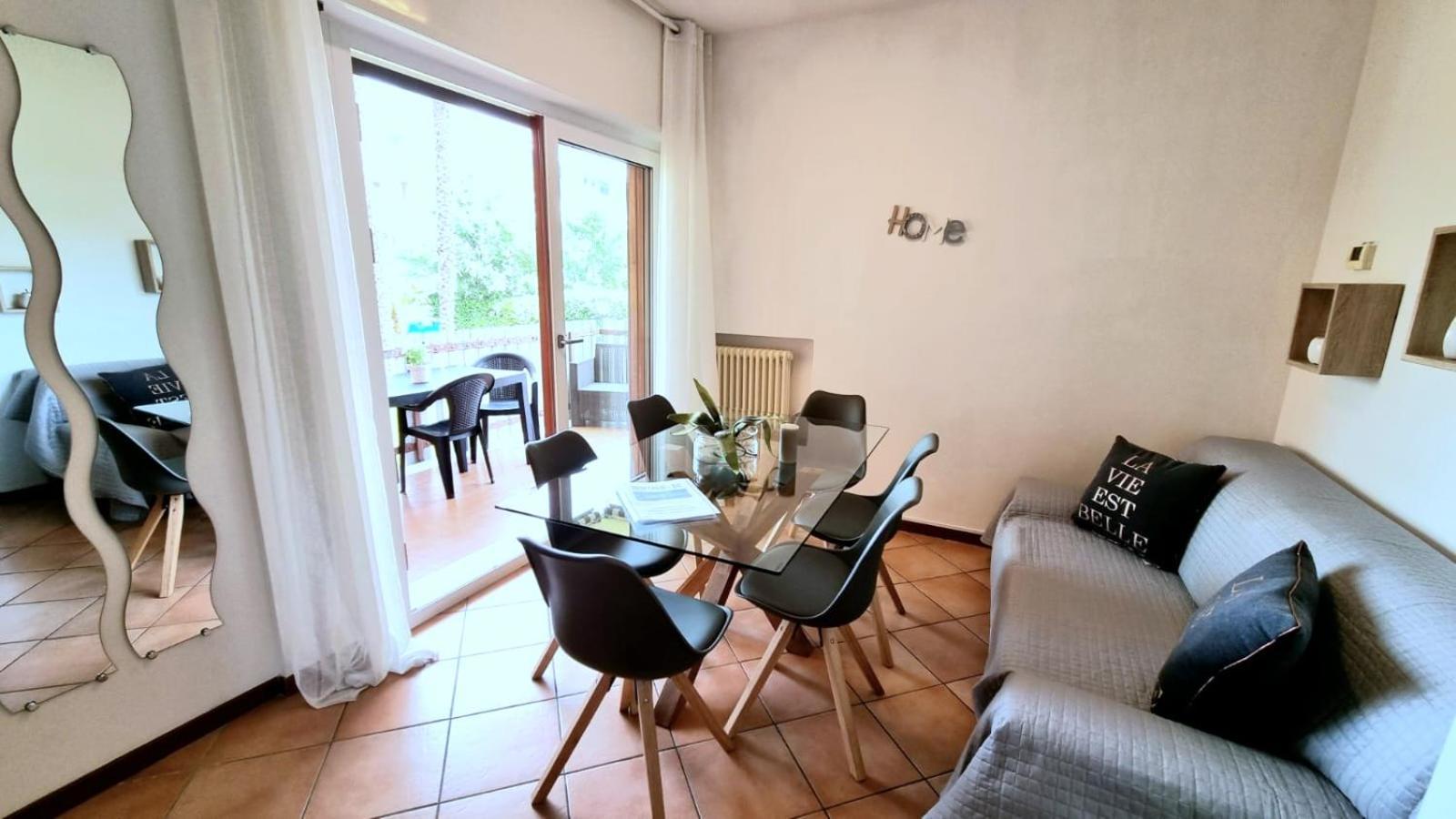 Appartamento Peschiera Peschiera del Garda Luaran gambar
